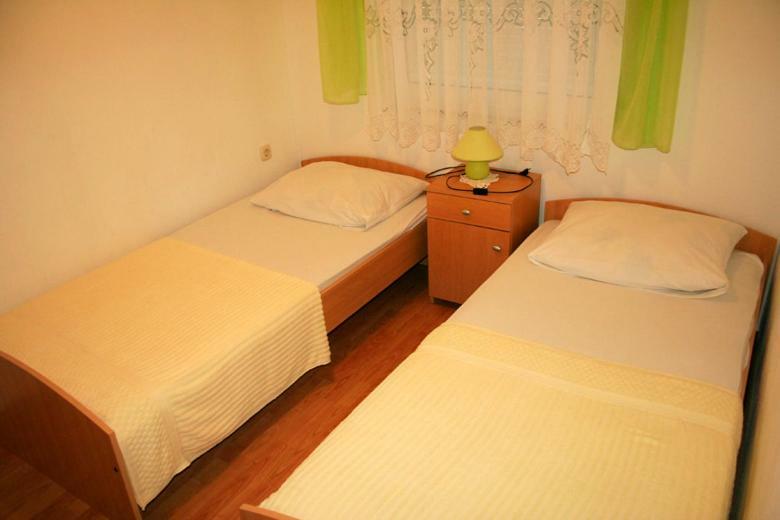 Apartments Mirjana - ستارا نوفالجا المظهر الخارجي الصورة